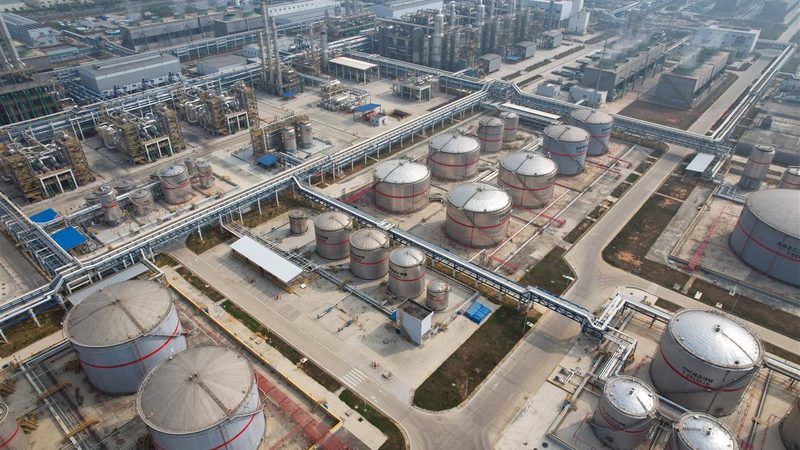 上海精细化工公司采购报价：如何规避误区，精准选材